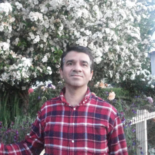 عباس شرزه ای